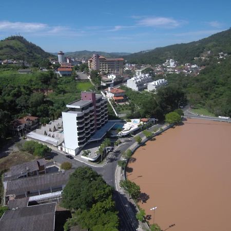 Águas de Lindóia Flat Hotel Cavalinho Branco المظهر الخارجي الصورة